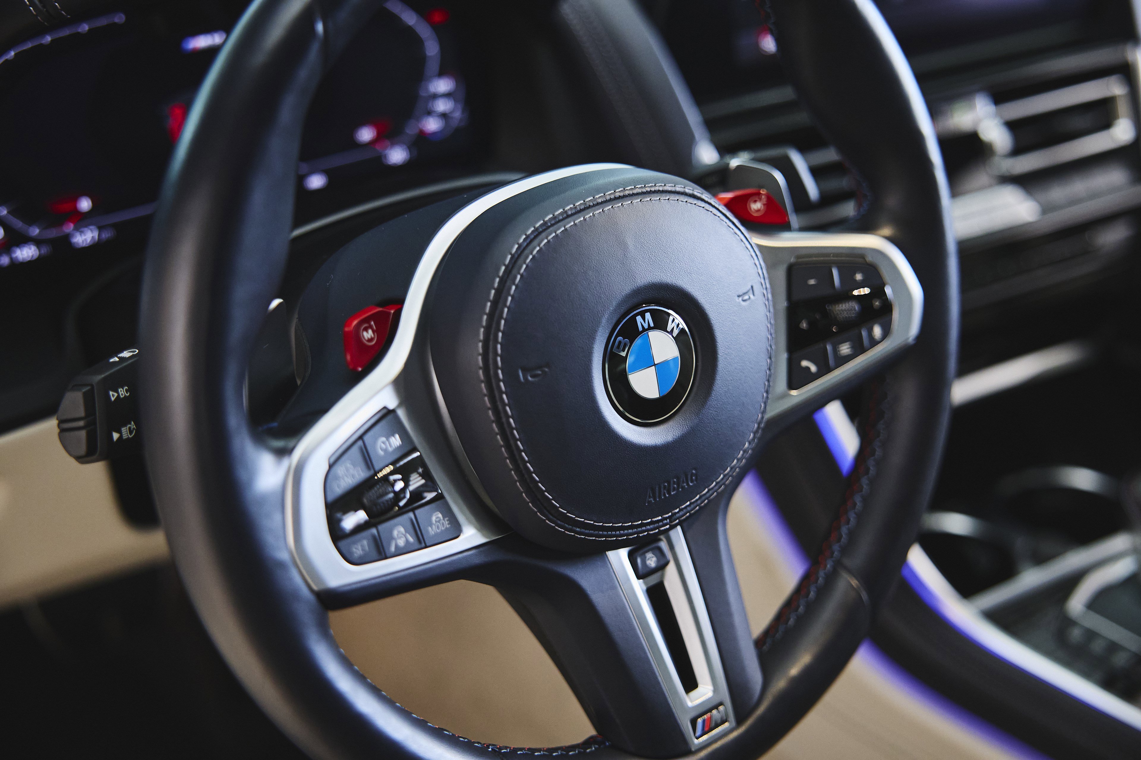 Used 2022 BMW M8 Competition w/ M Carbon Exterior Package image 25