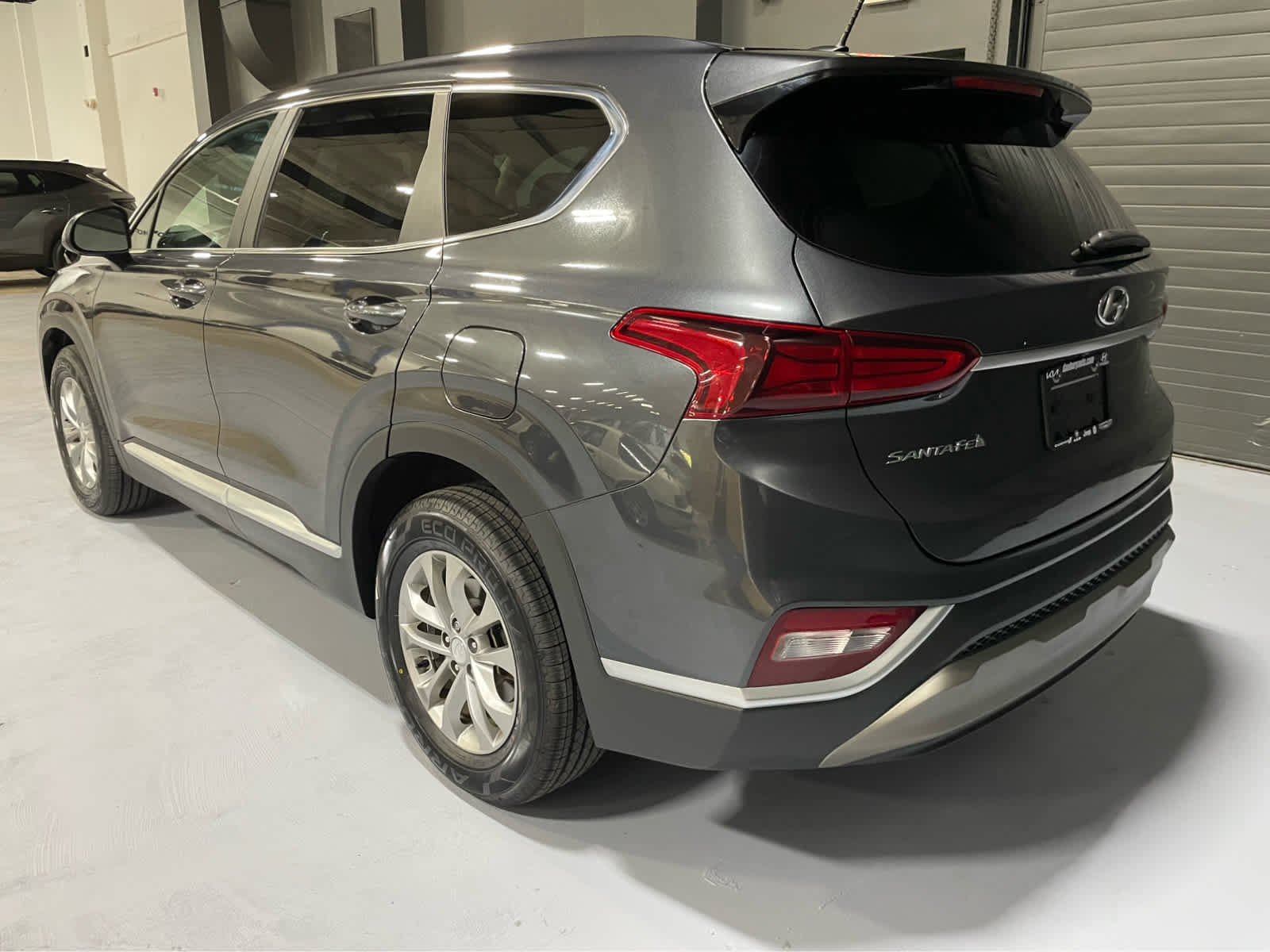 Used 2020 Hyundai Santa Fe SE w/ Cargo Package AWD/4WD image 4