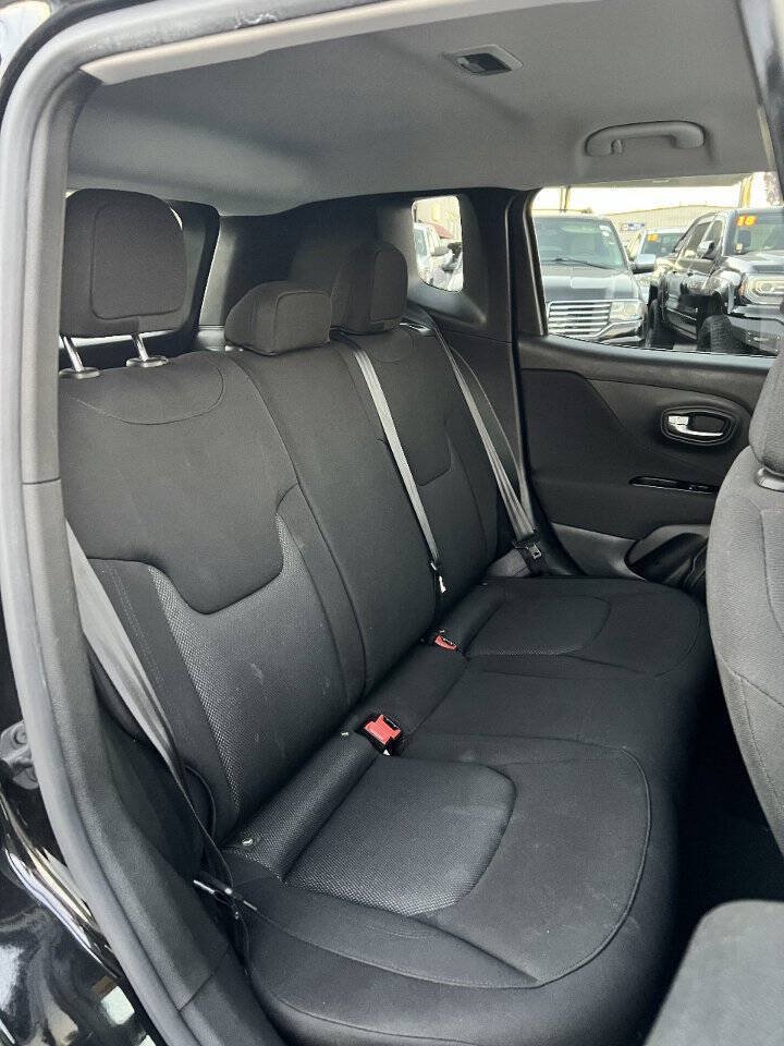 Used 2020 Jeep Renegade Sport w/ Sport Appearance Group AWD/4WD image 14