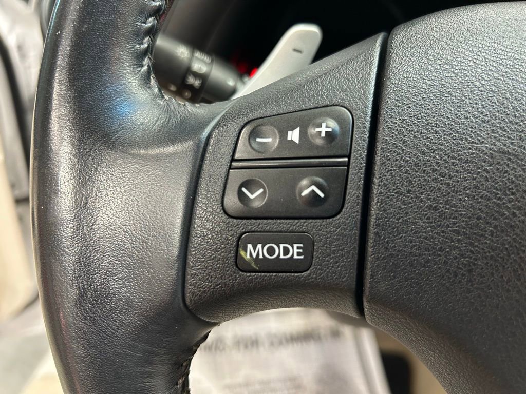 Used 2010 Lexus IS 250C image 13