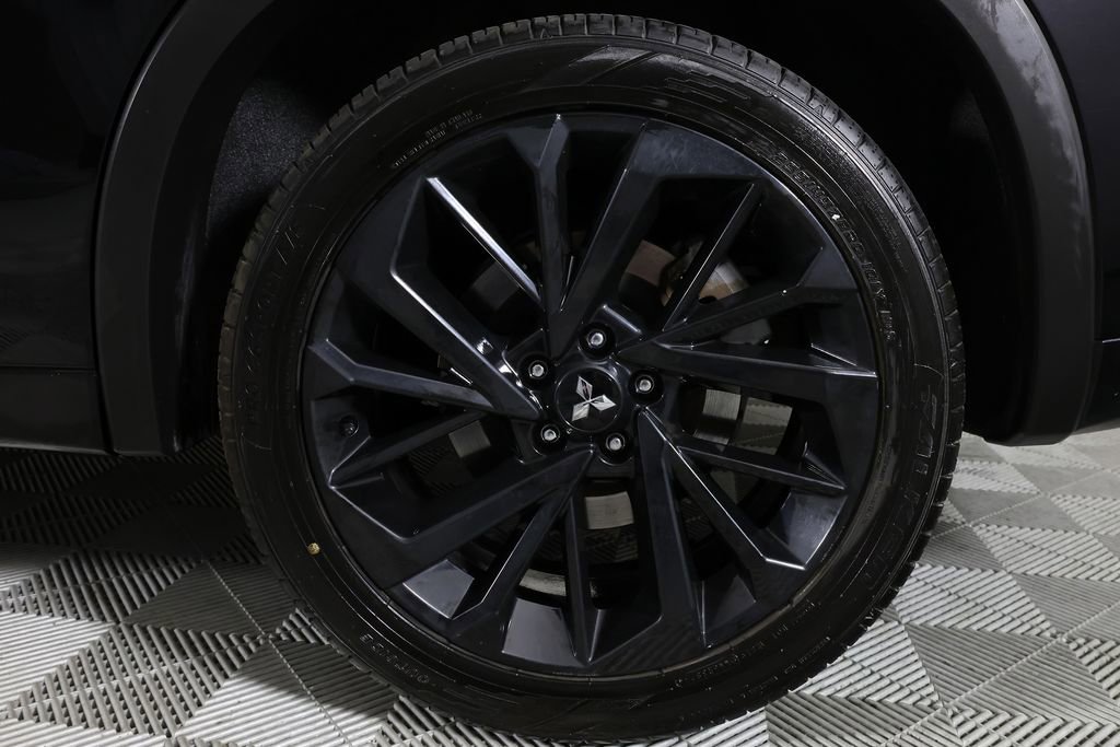 Used 2022 Mitsubishi Outlander SEL AWD/4WD image 42