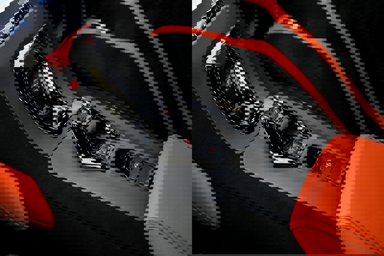 Used 2023 Lamborghini Huracan STO image 33