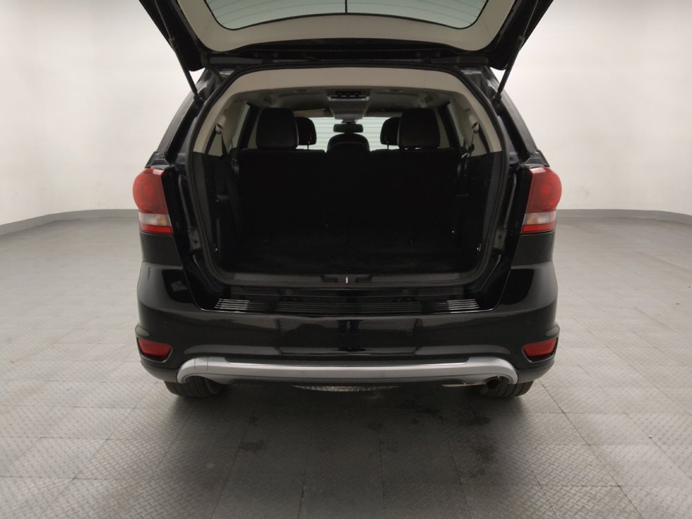 Used 2019 Dodge Journey Crossroad w/ Family Entertainment Group FWD image 29