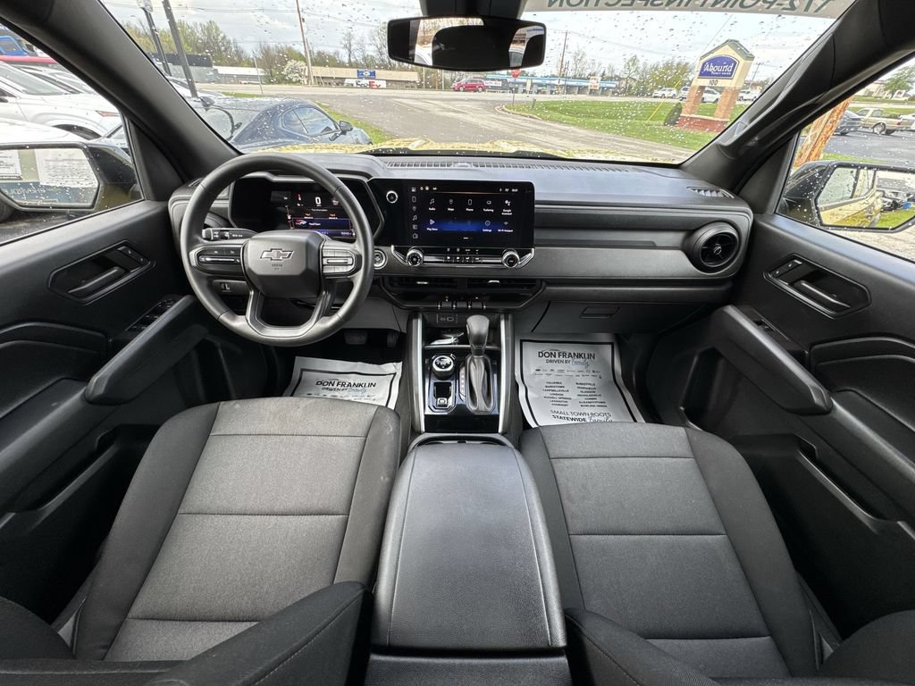 Used 2023 Chevrolet Colorado Trail Boss w/ Technology Package AWD/4WD image 21