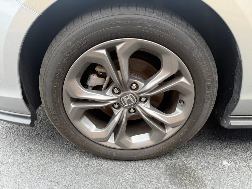 Used 2024 Honda Accord EX image 31