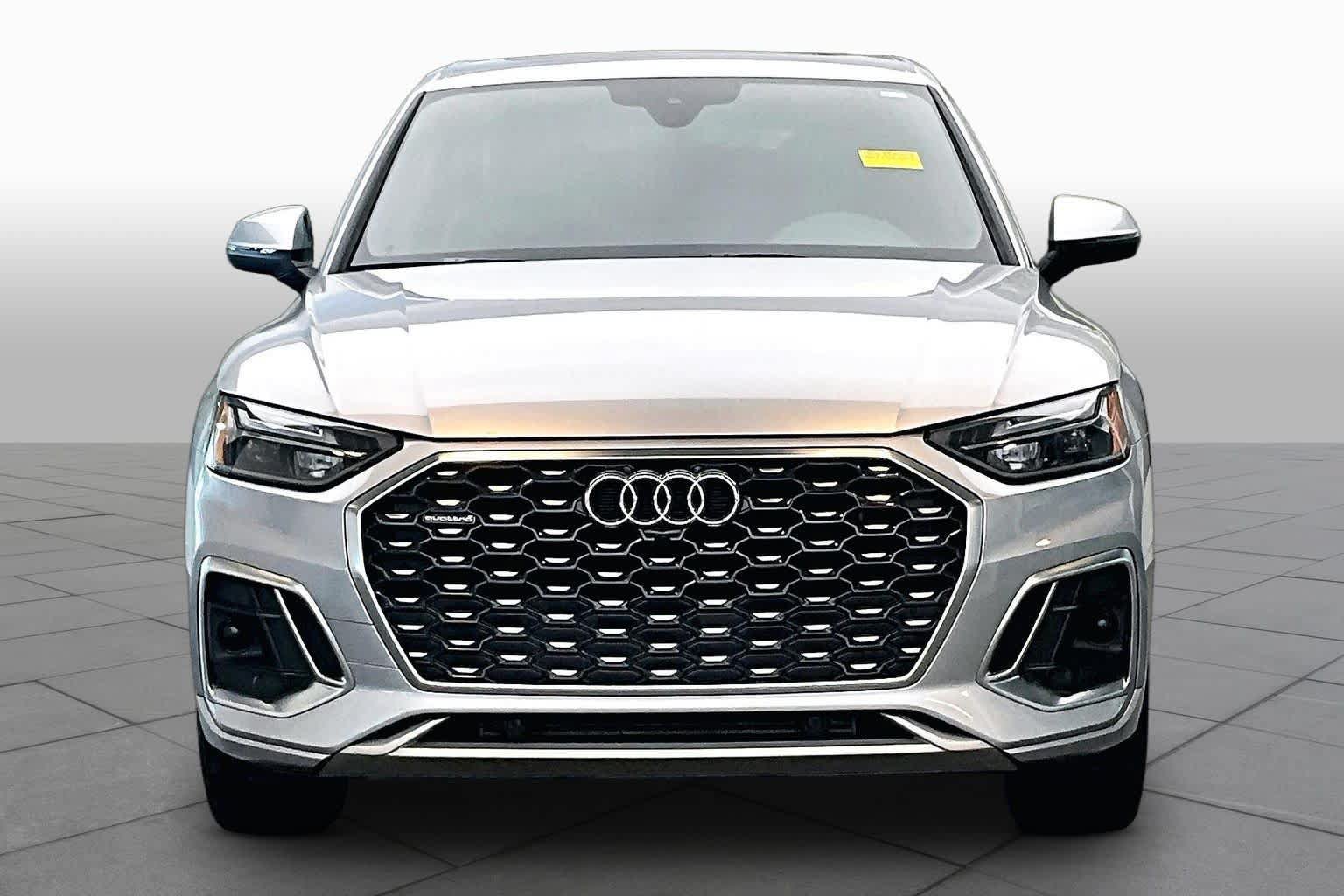 Used 2023 Audi Q5 2.0T Premium w/ Convenience Package AWD/4WD image 3