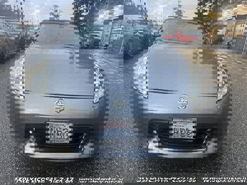 Used 2011 Nissan 370Z Touring w/ Sport Pkg image 2