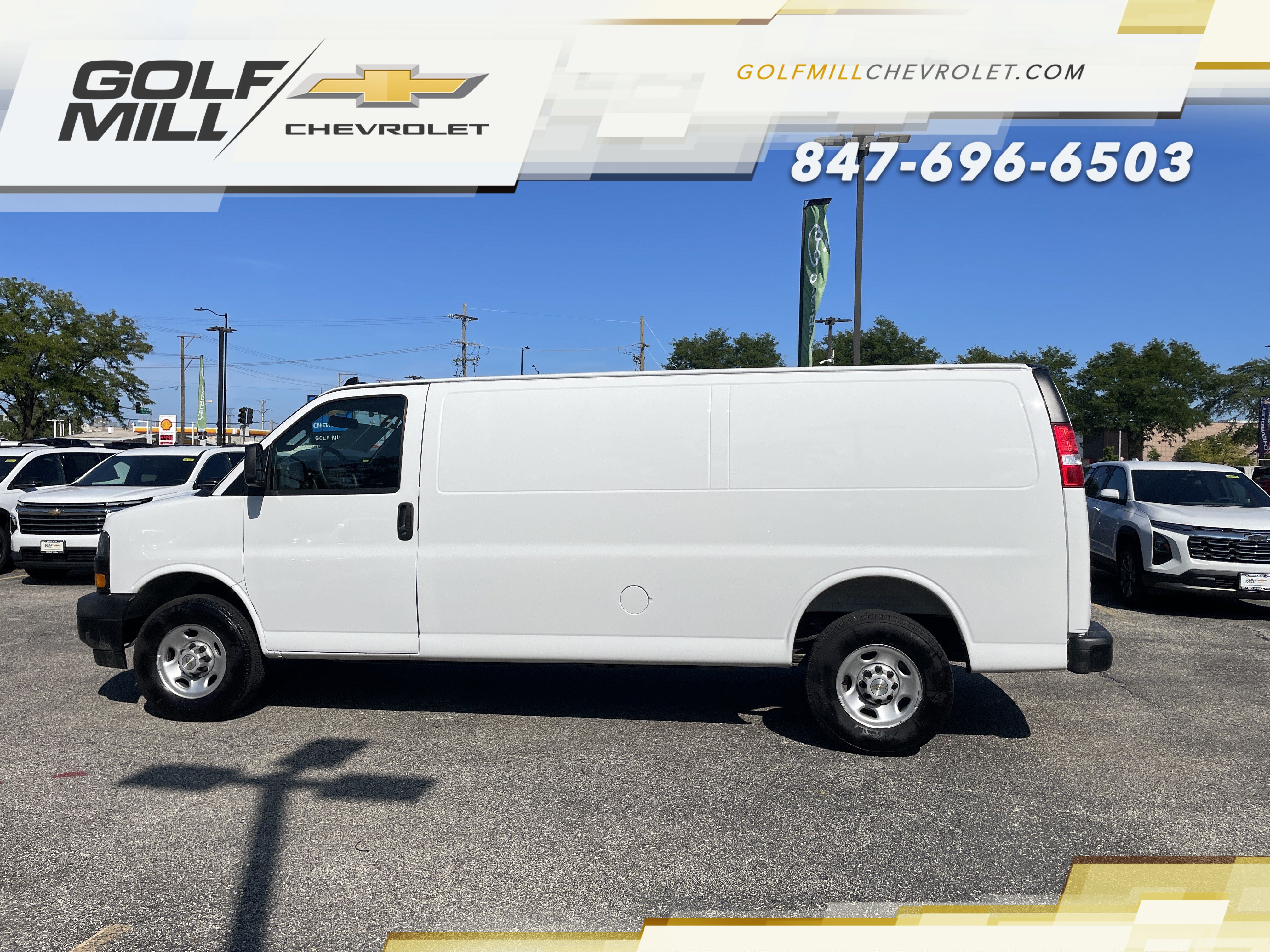 Used 2025 Chevrolet Express 2500 Extended w/ Driver Convenience Package RWD image 8