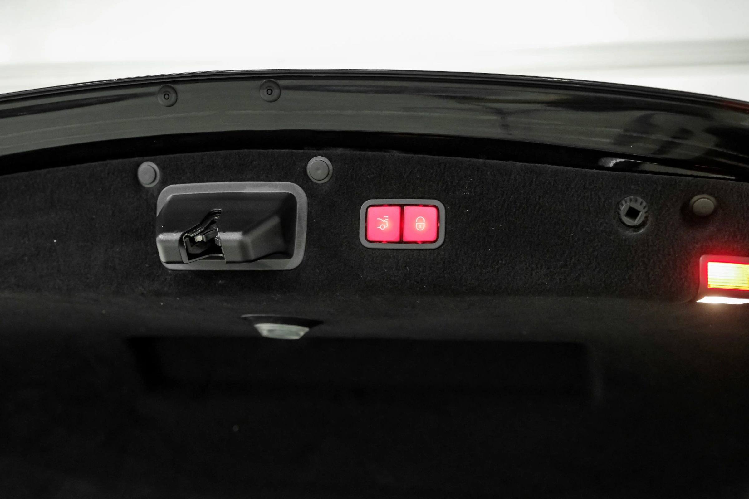 Used 2015 Mercedes-Benz S 63 AMG 4MATIC Sedan image 62