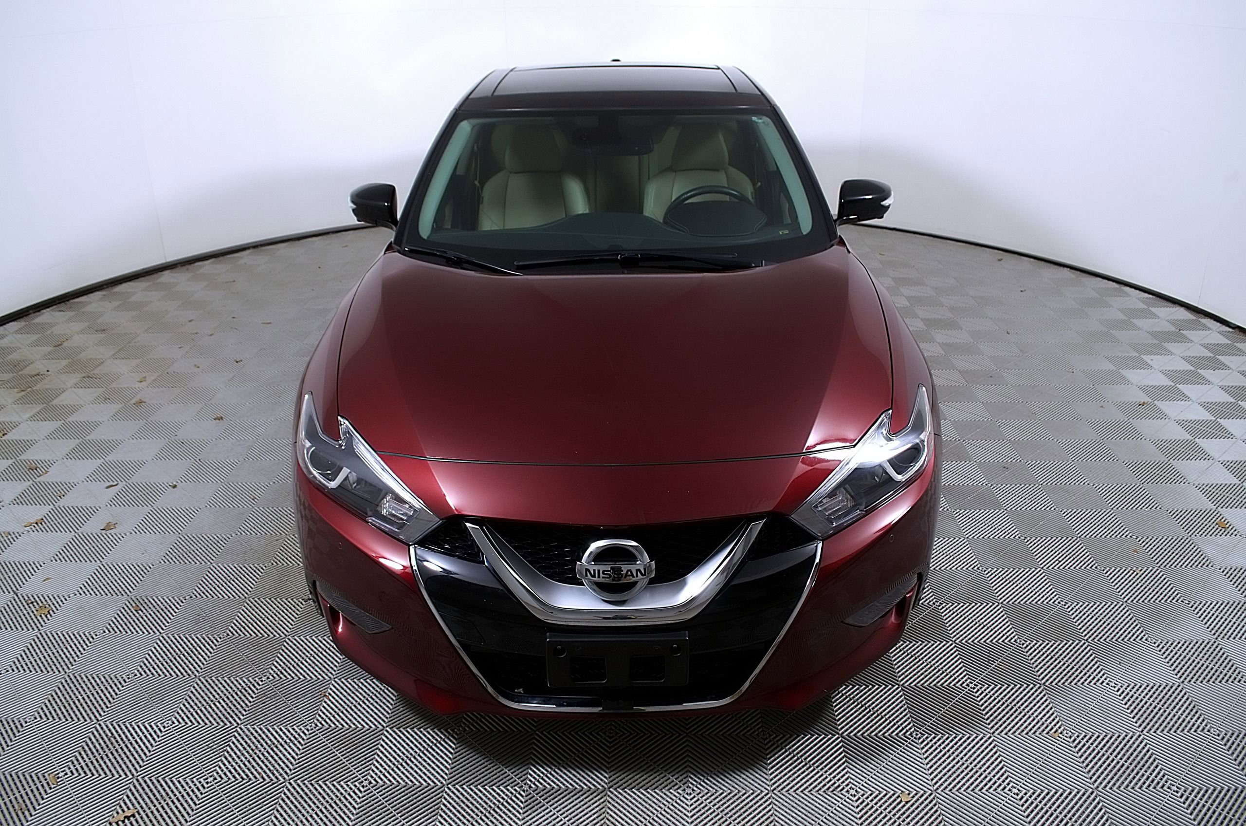 Used 2016 Nissan Maxima Platinum FWD image 4