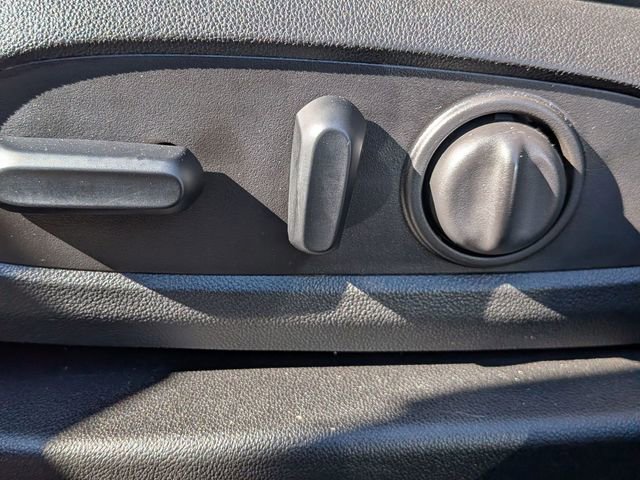 Used 2019 Chevrolet Equinox Premier w/ Premier True North Edition AWD/4WD image 13
