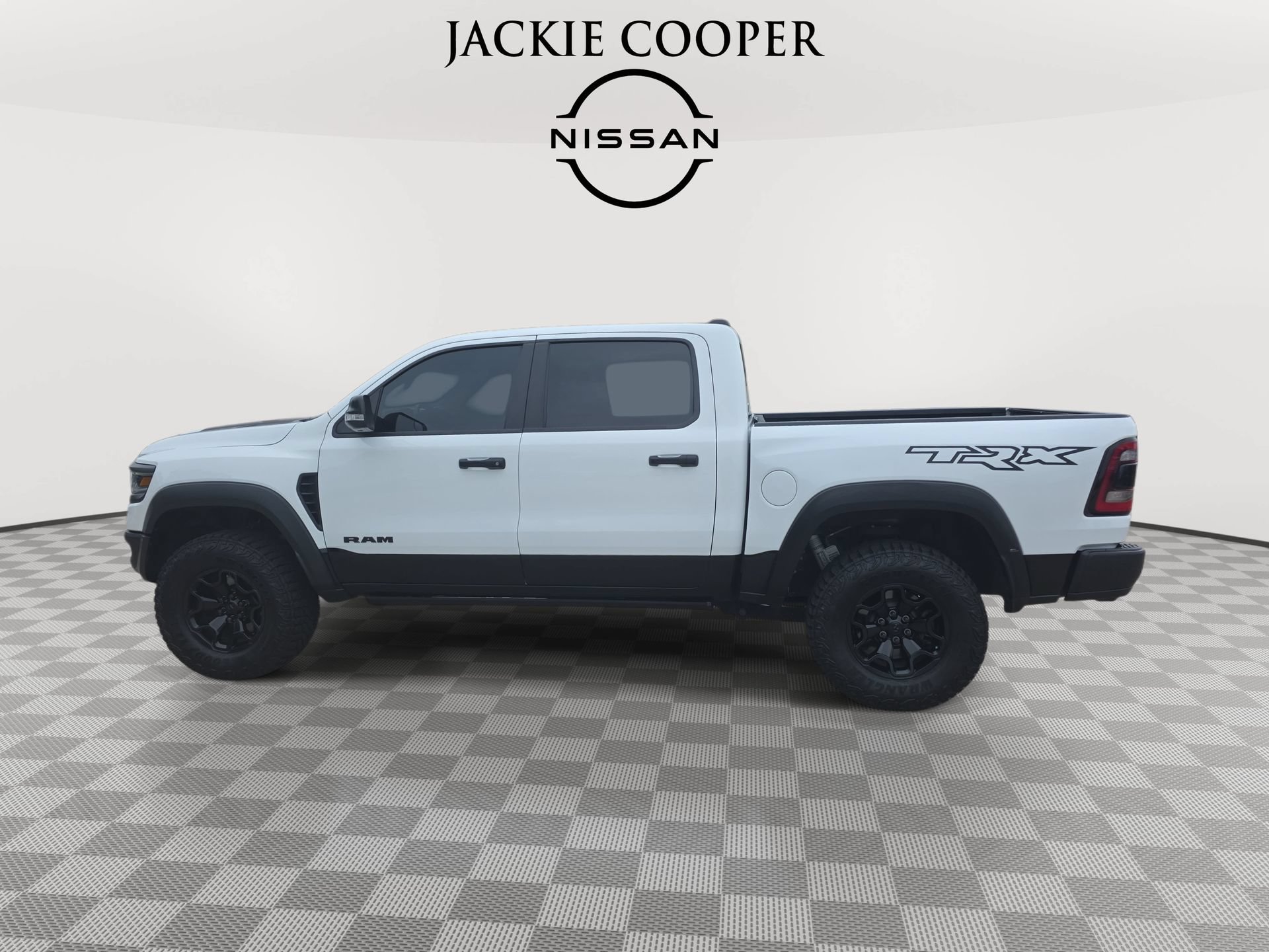 Used 2022 RAM 1500 TRX AWD/4WD image 8