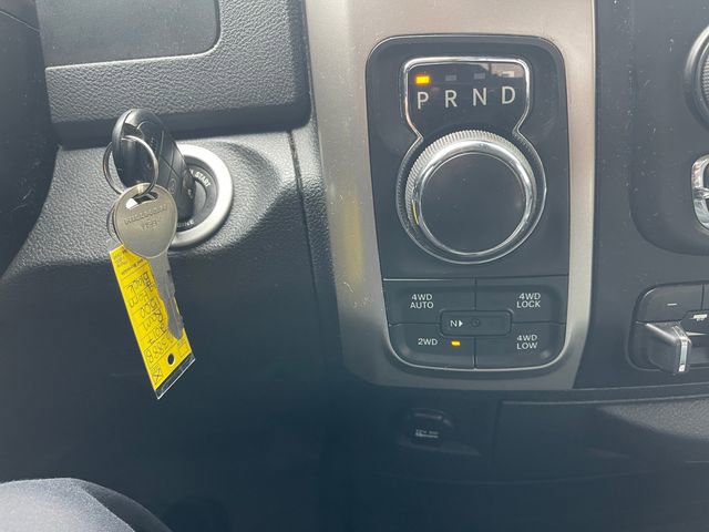 Used 2017 RAM 1500 SLT AWD/4WD image 22