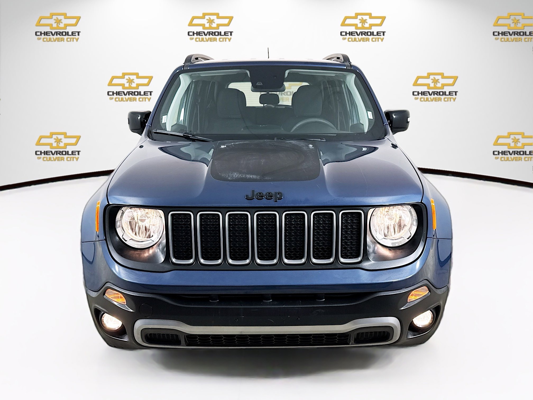 Used 2023 Jeep Renegade Latitude image 2