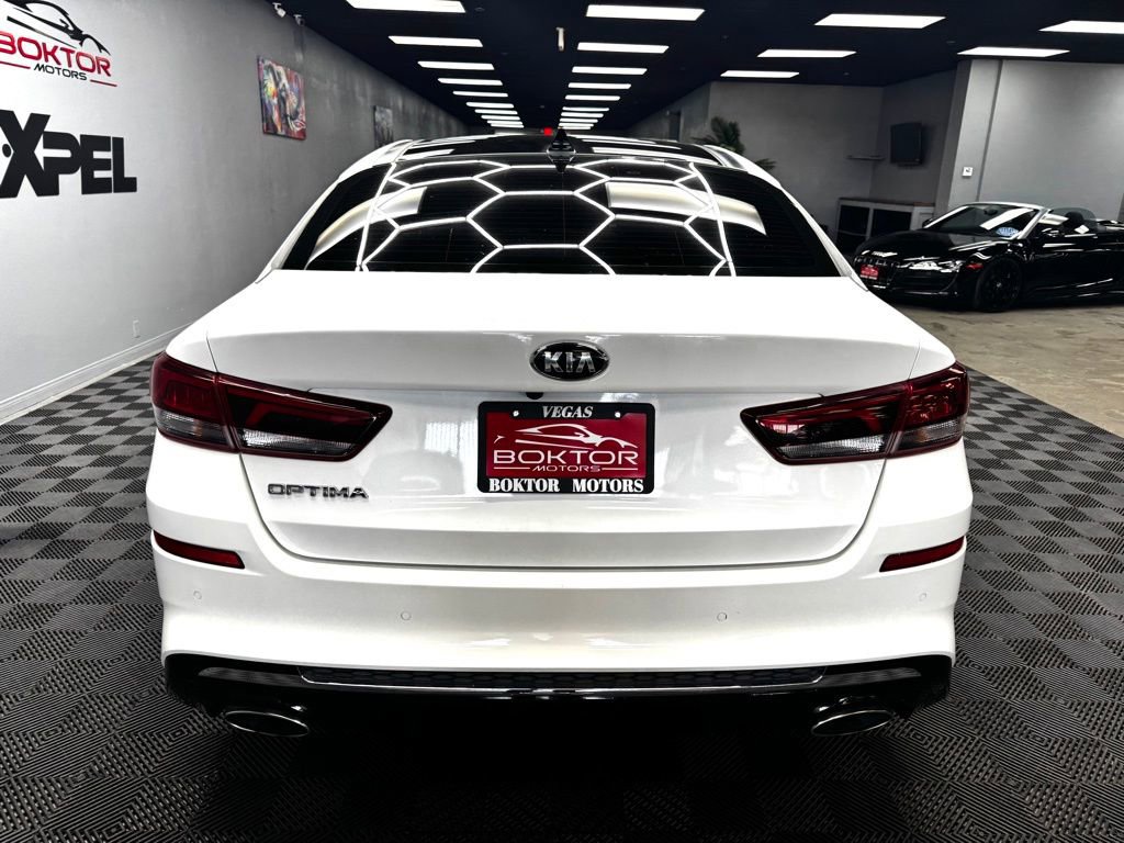 Used 2020 Kia Optima SE image 12