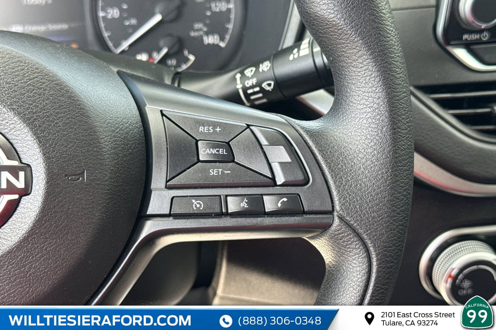 Used 2025 Nissan Altima 2.5 S FWD image 29