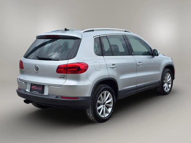 Used 2017 Volkswagen Tiguan Wolfsburg Edition AWD/4WD image 5