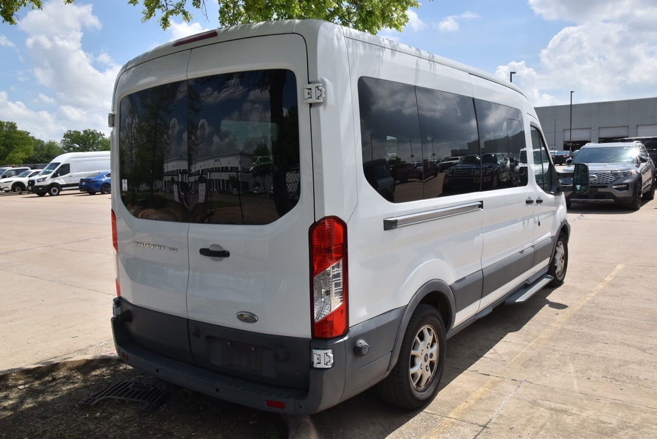 Used 2015 Ford Transit 350 XL image 7
