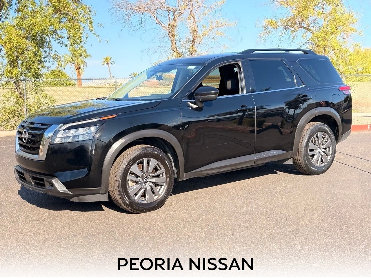 Certified 2025 Nissan Pathfinder SV
