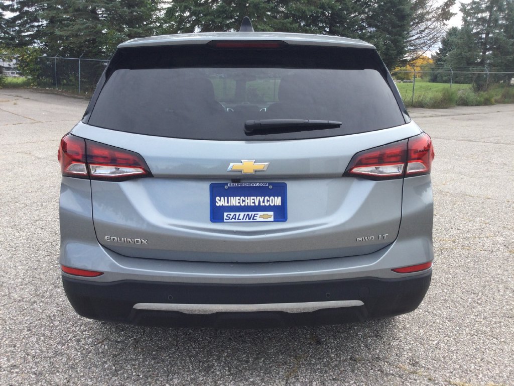 Used 2024 Chevrolet Equinox LT AWD/4WD image 6