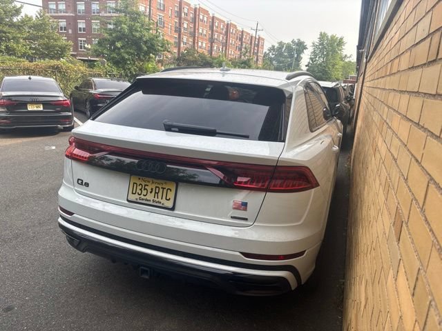 Used 2023 Audi Q8 Prestige AWD/4WD image 8