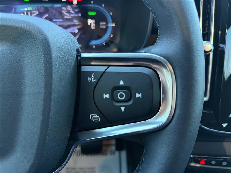 Used 2024 Volvo C40 P8 Recharge Ultimate w/ Protection Package Premier RWD image 29