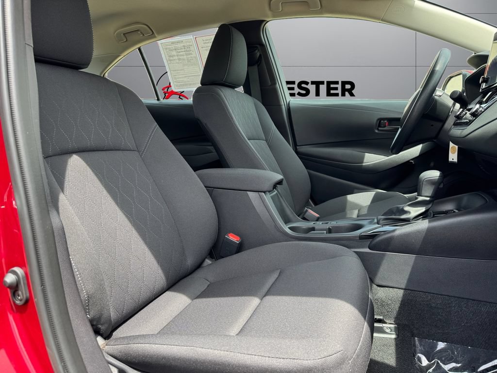 Certified 2025 Toyota Corolla LE FWD image 17