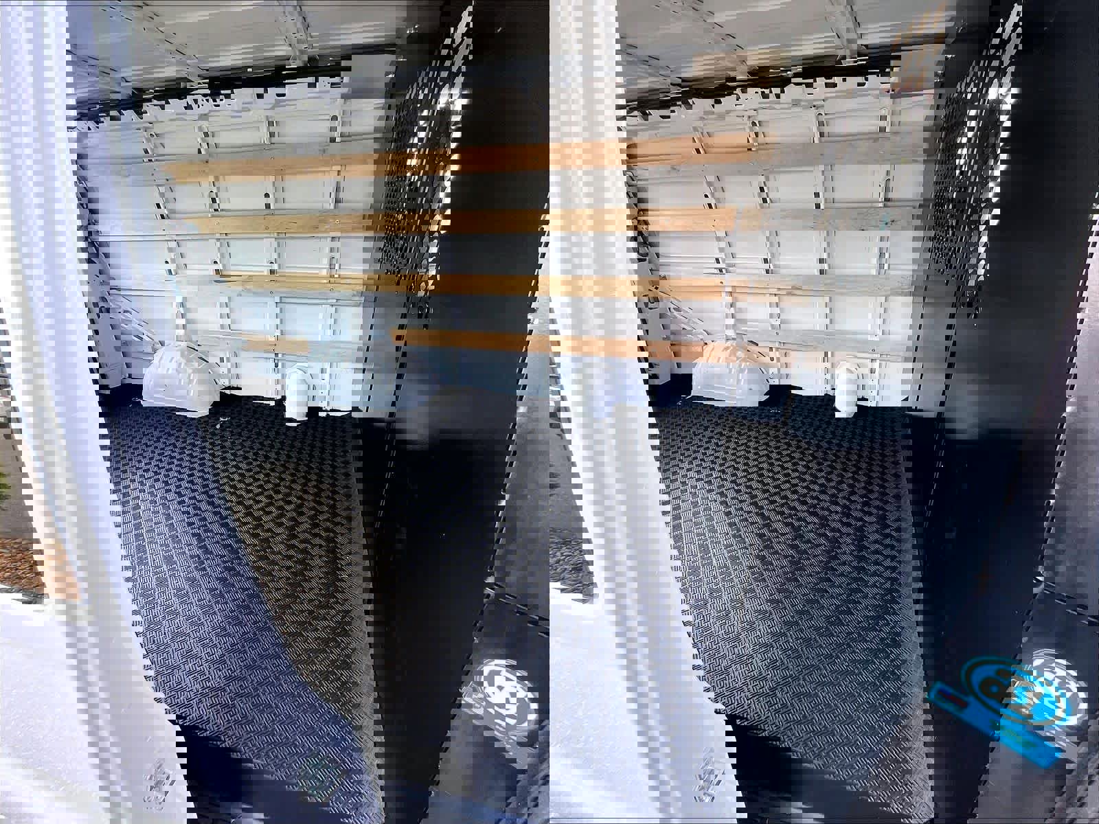 Used 2024 Chevrolet Express 2500 w/ Driver Convenience Package image 15