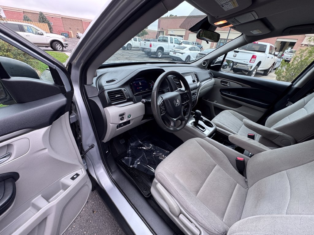 Used 2019 Honda Pilot LX image 22