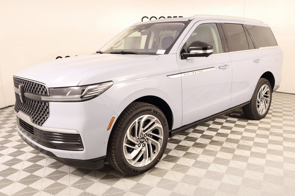 New 2025 Lincoln Navigator Reserve image 10