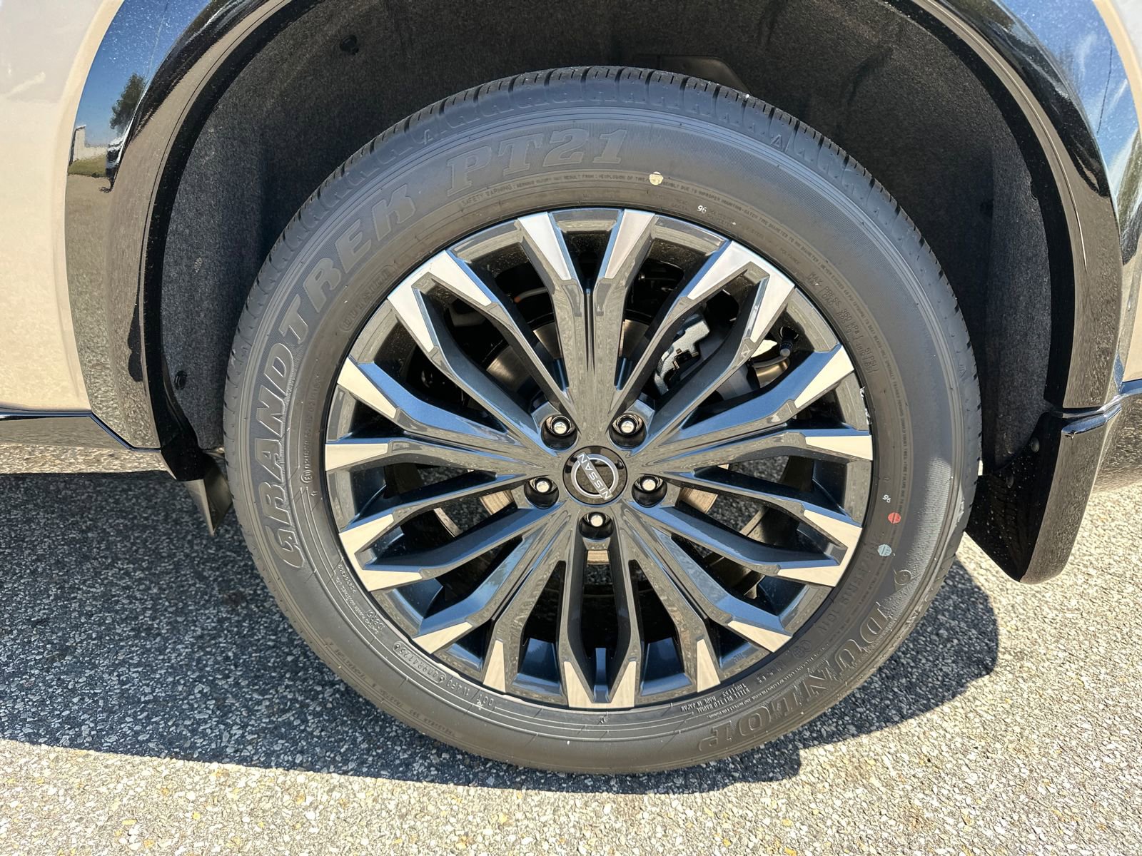 New 2026 Nissan Rogue Platinum w/ Platinum Premium Package image 18