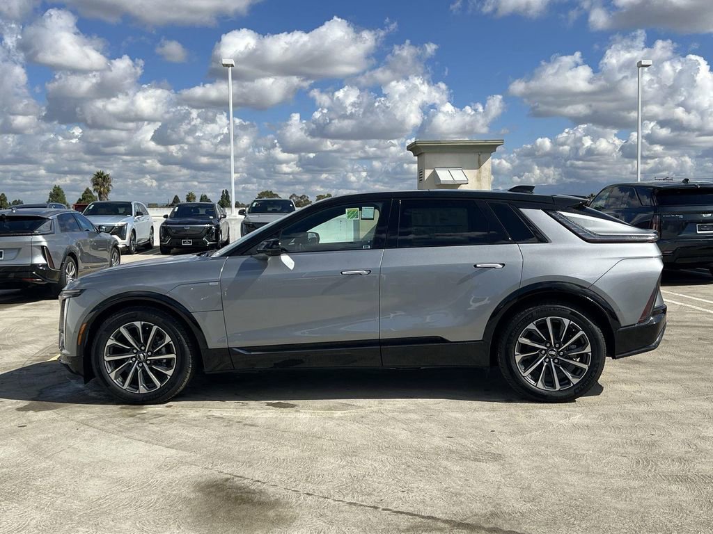 New 2025 Cadillac Lyriq Sport image 7