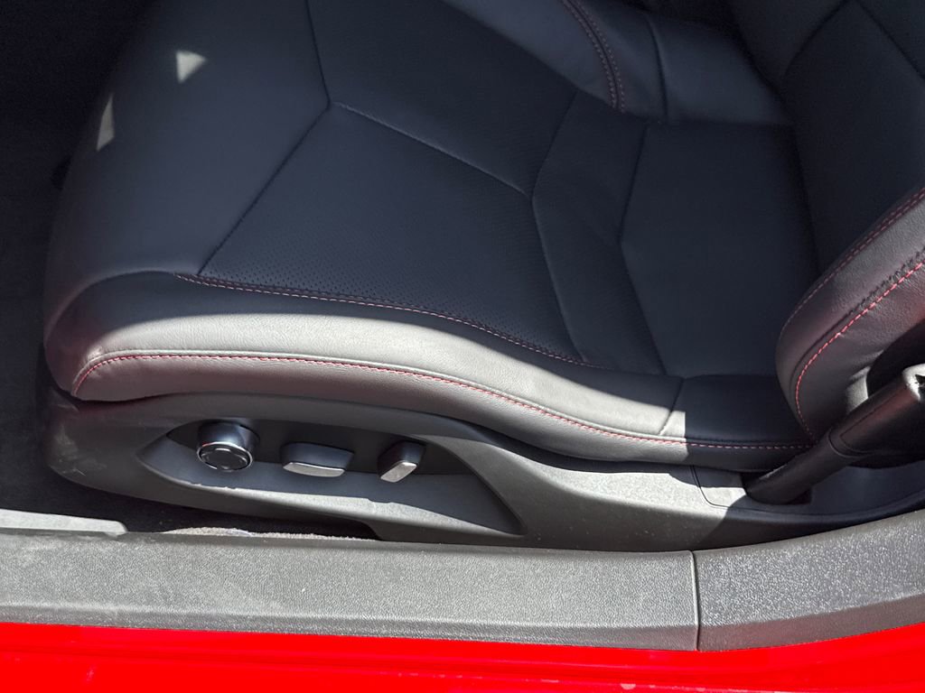 New 2026 Chevrolet Corvette Stingray Preferred Cpe w/ Z51 Performance Package RWD image 13