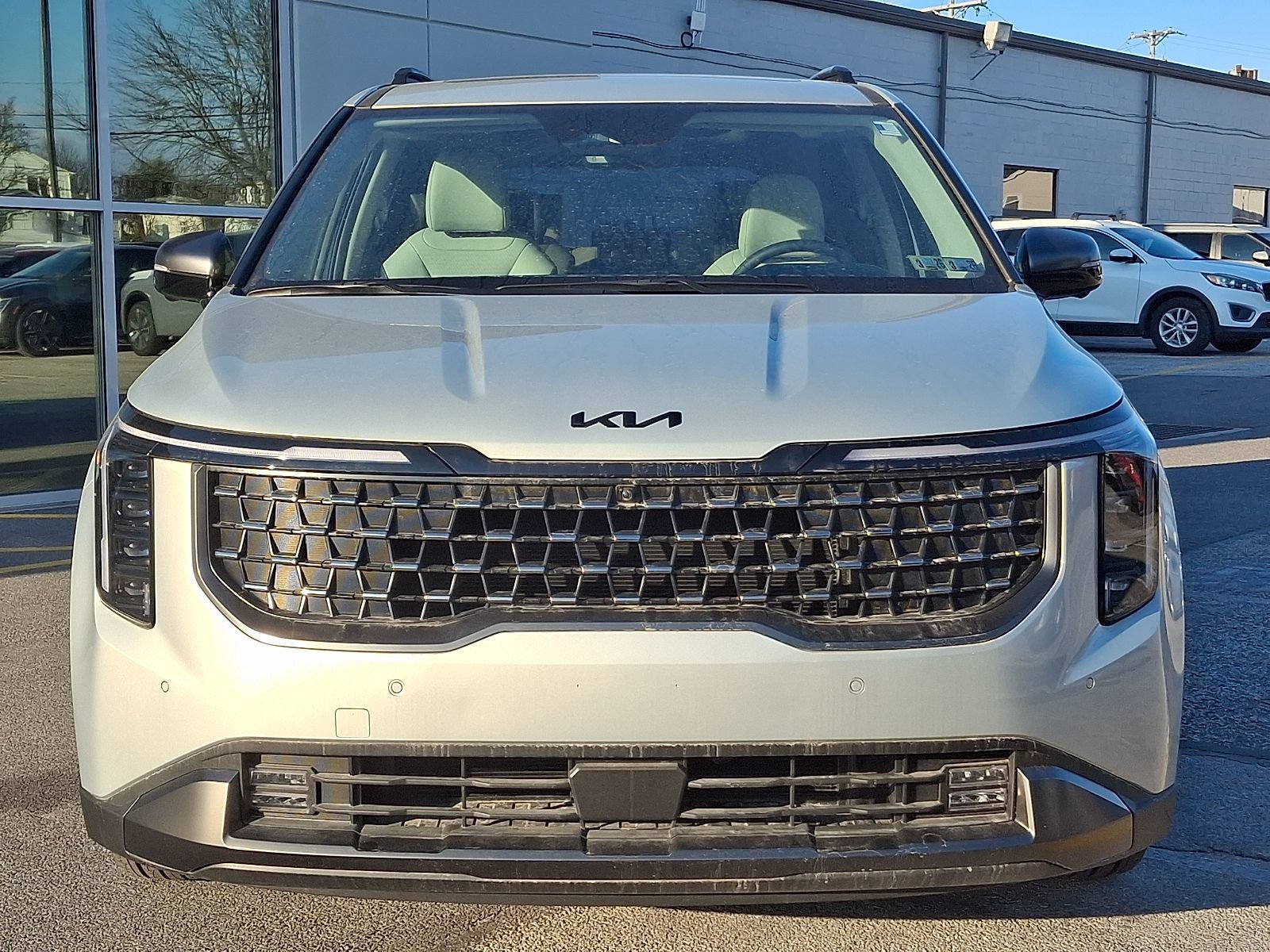 New 2025 Kia Carnival SX Prestige FWD image 3