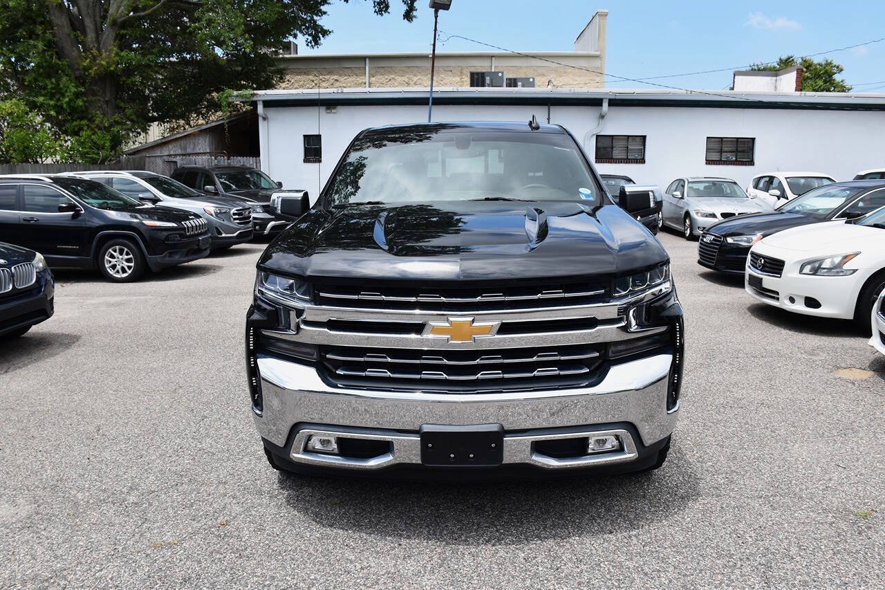 Used 2019 Chevrolet Silverado 1500 LTZ w/ LTZ Convenience Package RWD image 10