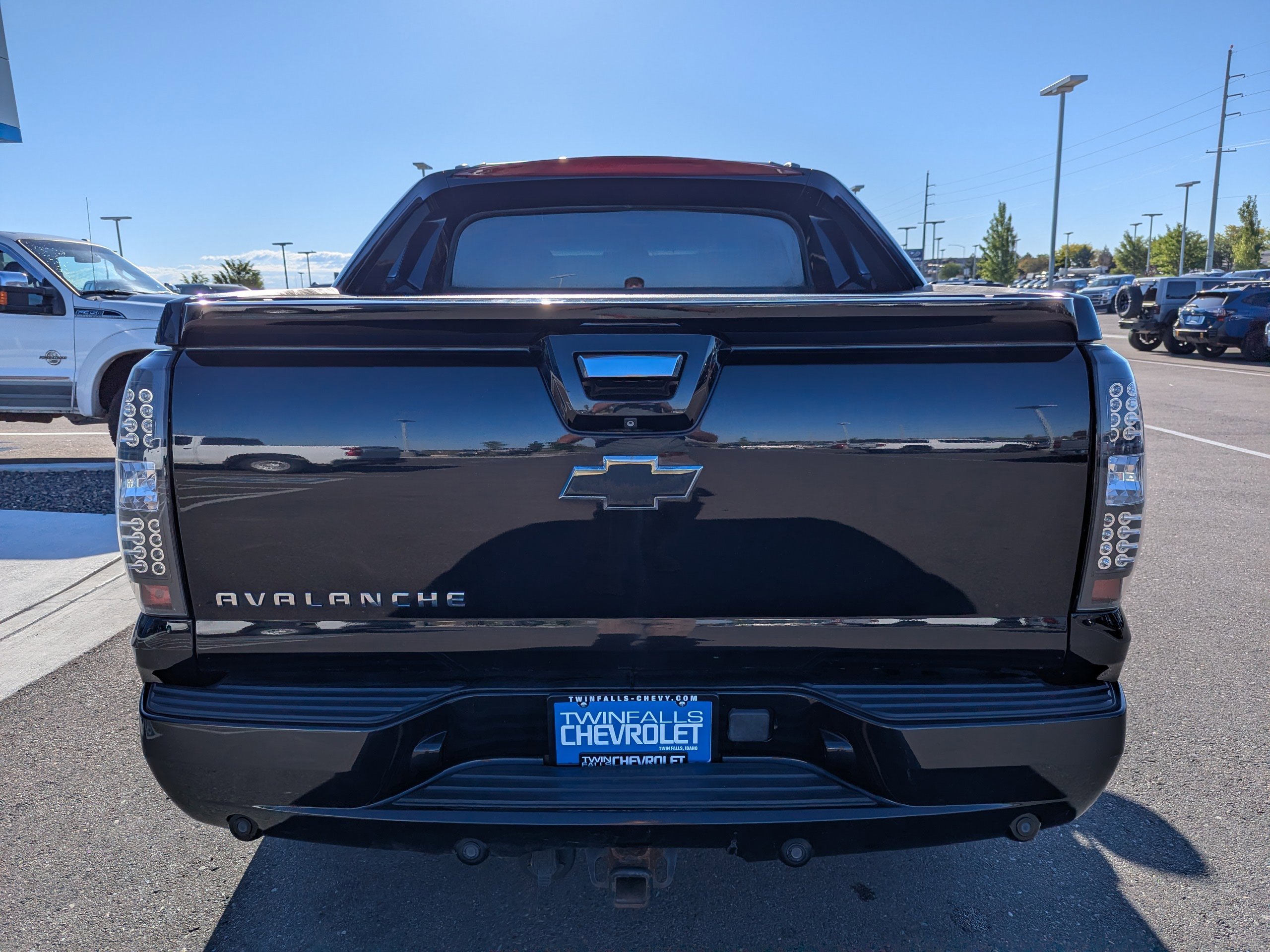 Used 2013 Chevrolet Avalanche LT w/ All-Star Edition AWD/4WD image 32