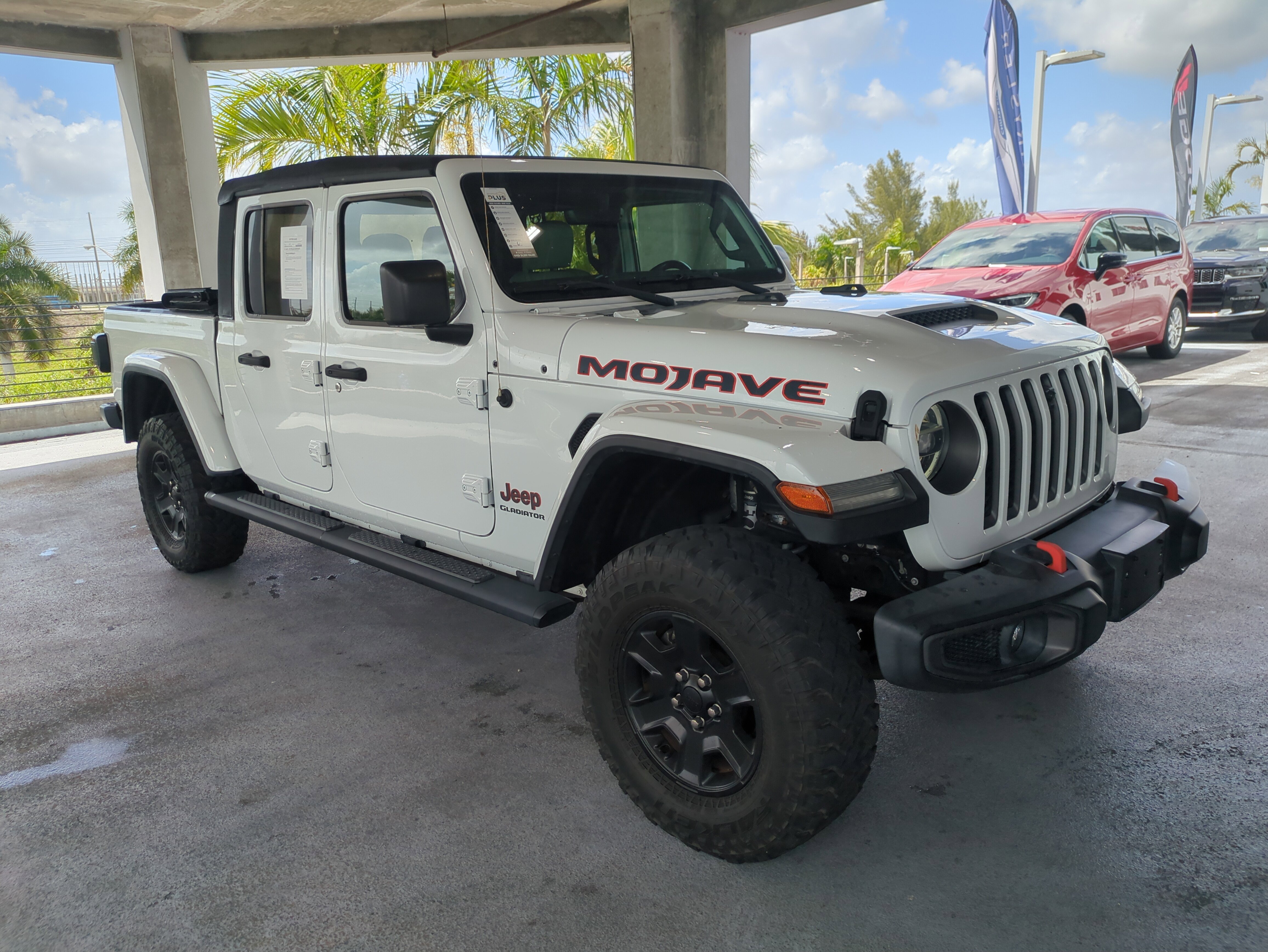 Used 2021 Jeep Gladiator Mojave image 2