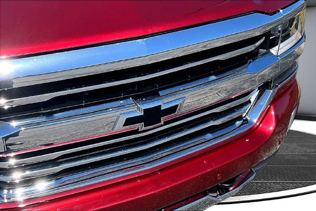 Used 2018 Chevrolet Silverado 1500 High Country AWD/4WD image 33