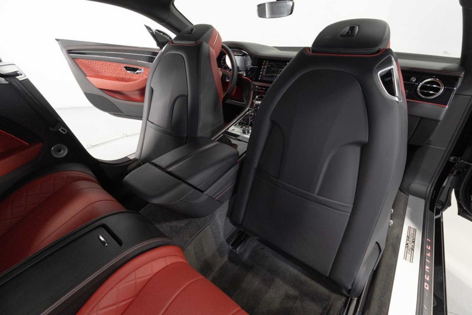 Used 2020 Bentley Continental GT AWD/4WD image 54