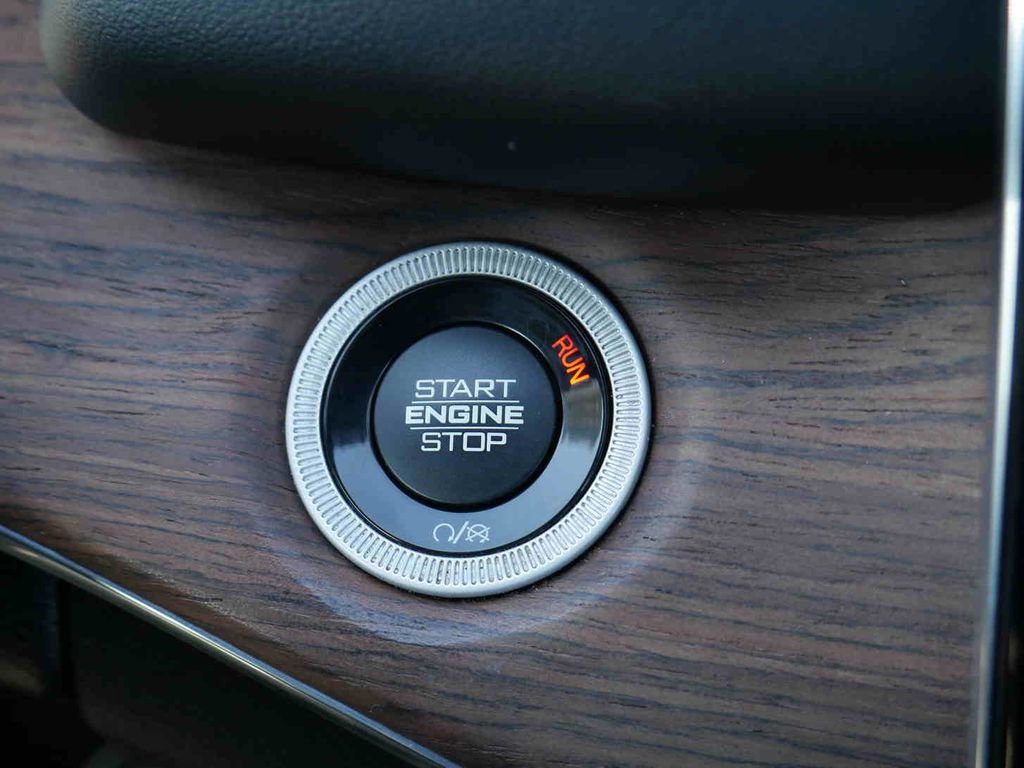 Used 2023 Jeep Grand Cherokee Summit w/ Adv Protech Group IV image 32