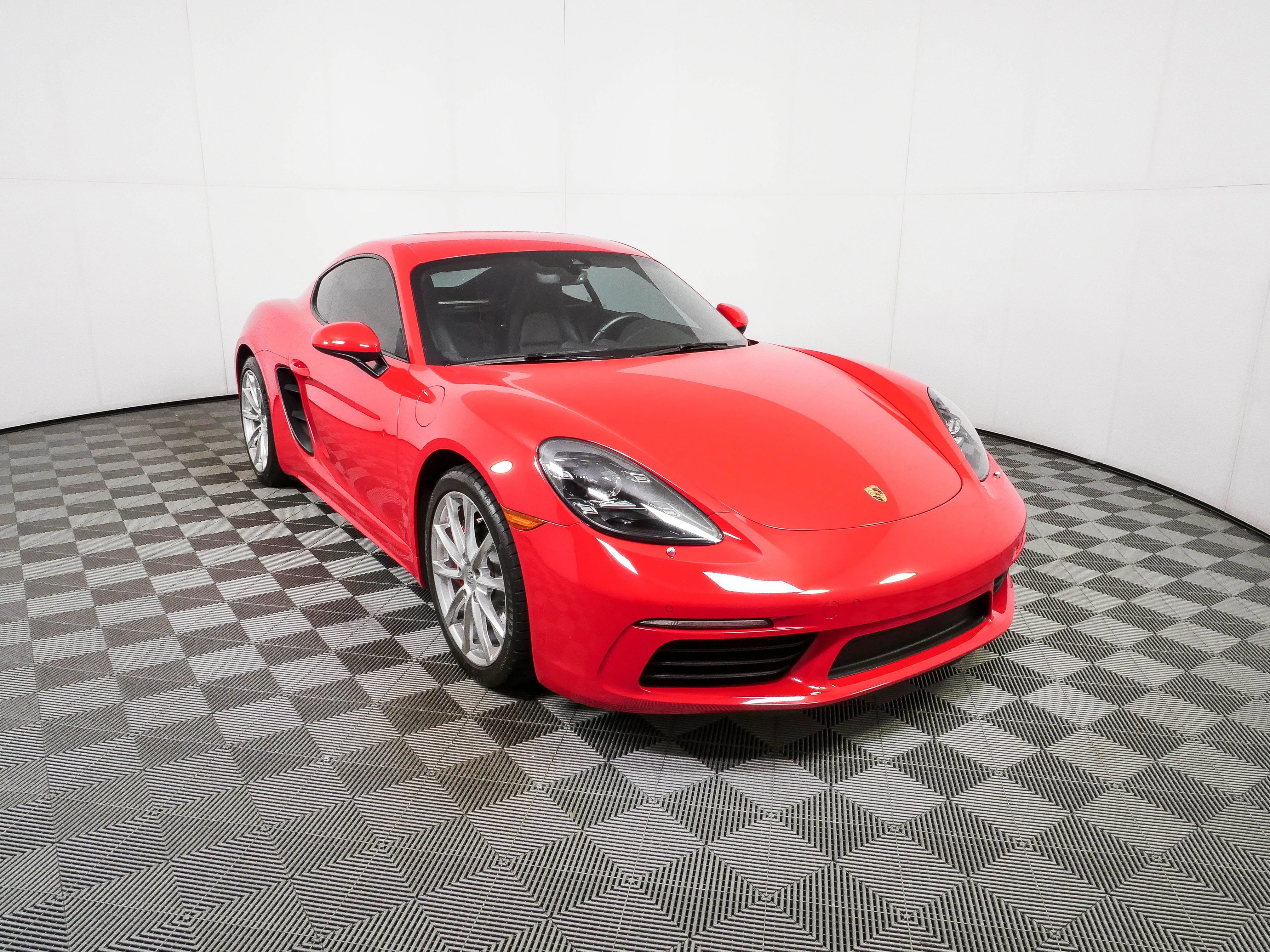 Certified 2018 Porsche 718 Cayman RWD image 25