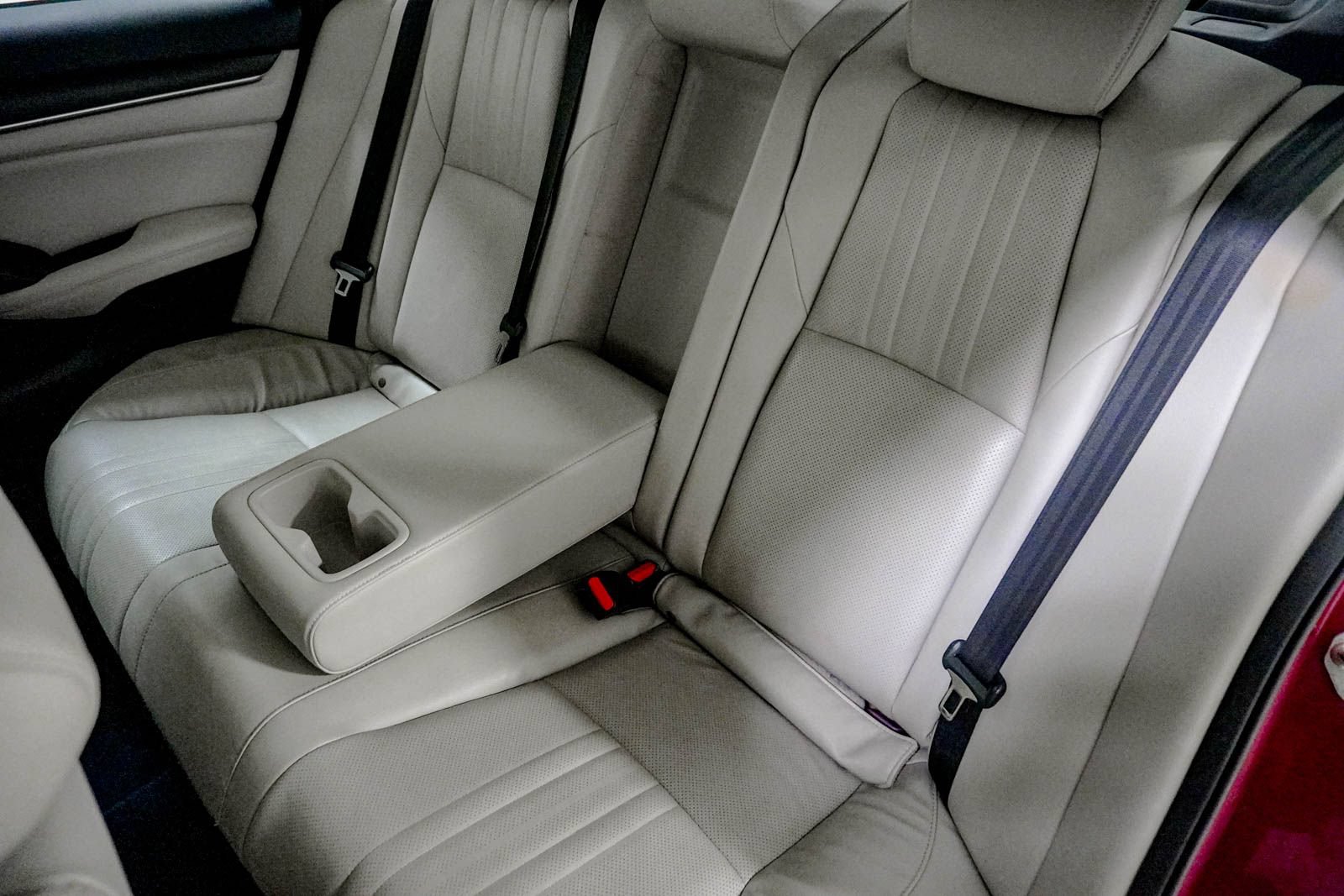 Used 2018 Honda Accord Touring image 36