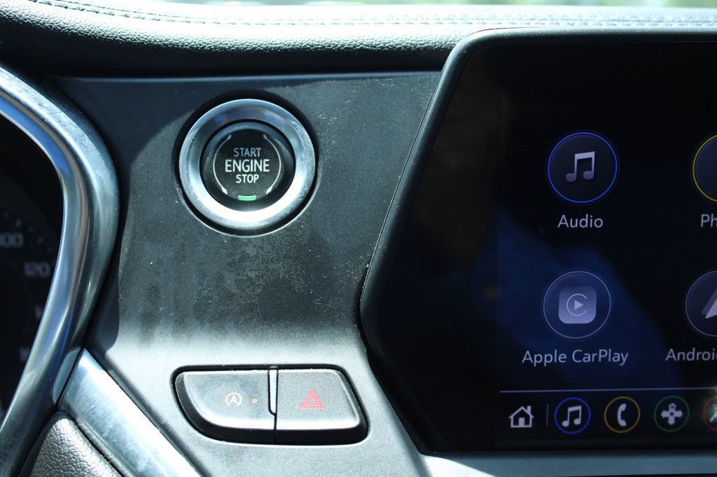 Used 2022 Chevrolet Blazer LT FWD image 32