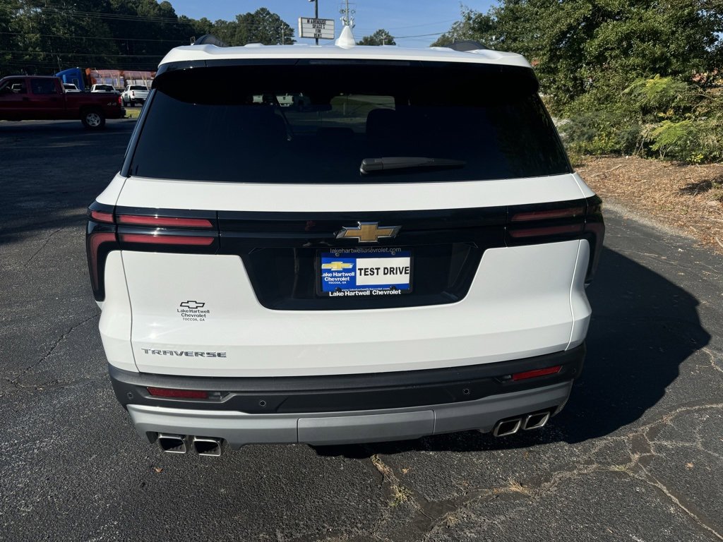 New 2026 Chevrolet Traverse LT image 4