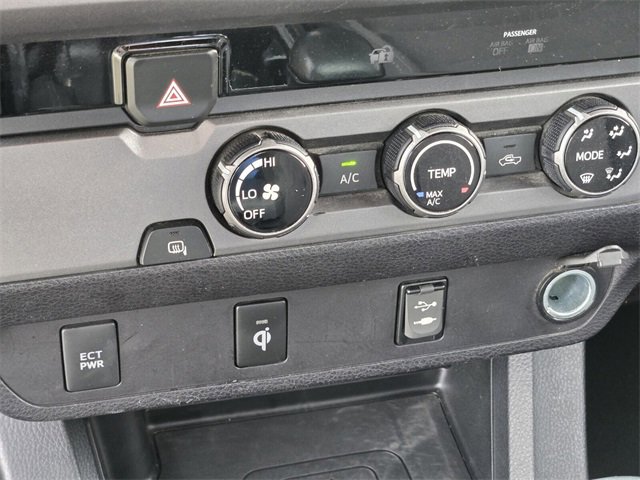 Used 2017 Toyota Tacoma TRD Sport image 22