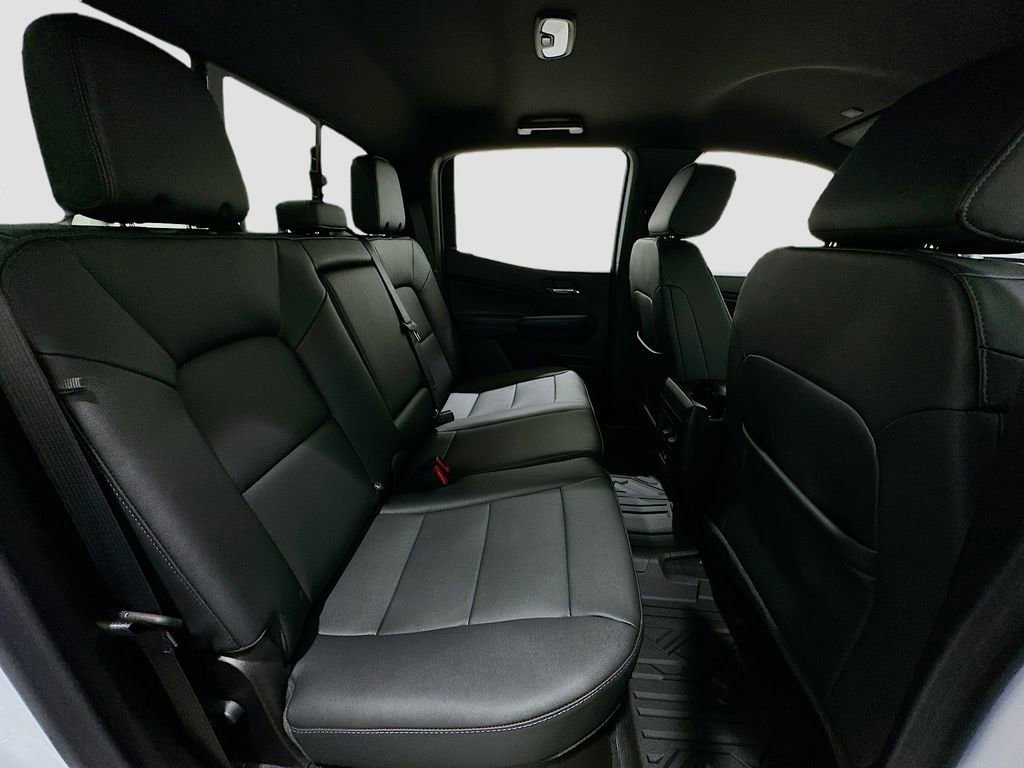 New 2026 GMC Canyon Elevation w/ Convenience Package RWD image 28