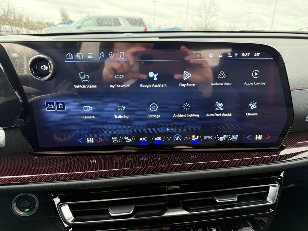 New 2026 Chevrolet Traverse RS image 18