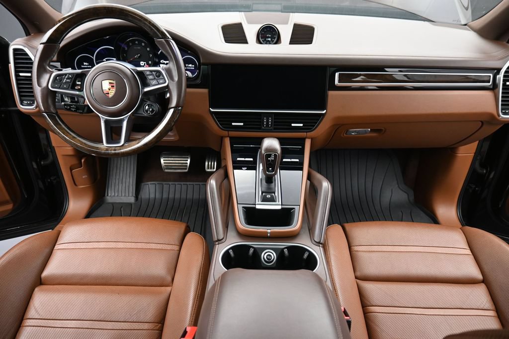 Used 2021 Porsche Cayenne S AWD/4WD image 12