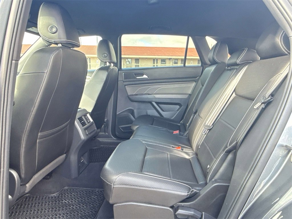 Used 2023 Volkswagen Atlas Cross Sport SE image 23