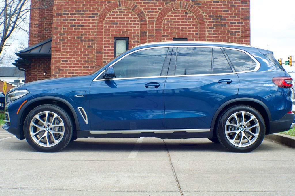 Used 2022 BMW X5 xDrive45e image 8